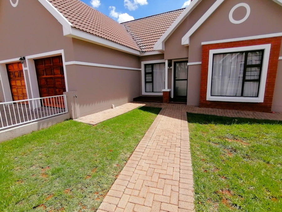 3 Bedroom Property for Sale in Shellyvale Free State